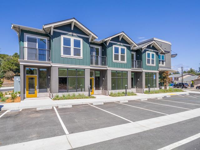 101 Aptos Village Way, Aptos CA: https://media.crmls.org/mediaz/2bfe9ab4-a4d8-4db9-b720-170ede63d603.jpg