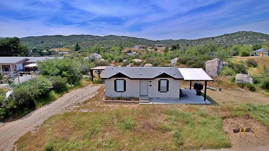 18525 Keyes Drive