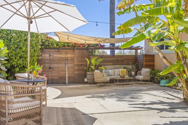 1727 San Nicholas Street, Ventura CA: https://media.crmls.org/mediaz/2bfeec37-1178-4734-84c5-83fa7cbb1f80.jpg