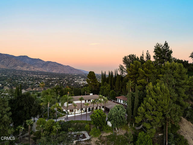 Detail Gallery Image 68 of 73 For 420 Inverness Dr, La Canada Flintridge,  CA 91011 - 6 Beds | 5/1 Baths