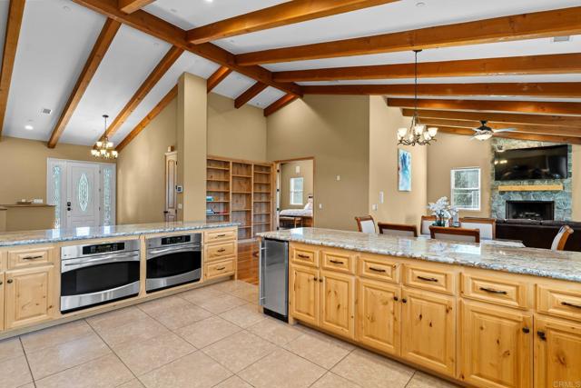 Detail Gallery Image 14 of 36 For 14671 Mussey Grade Rd, Ramona,  CA 92065 - 9 Beds | 6 Baths