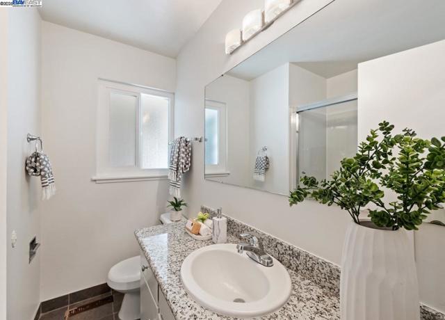 957 Ina Dr, Alamo CA: https://media.crmls.org/mediaz/2c03f7d0-31e8-4954-863e-bf8037c2e3e2.jpg