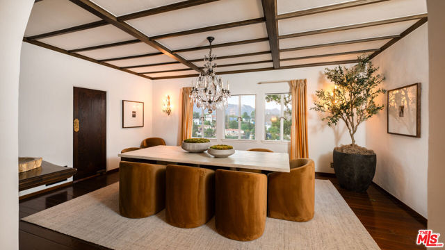 2200 Maravilla Drive, Los Angeles CA: https://media.crmls.org/mediaz/2c057d58-e491-4ba1-a59f-e97c9a4c15d5.jpg