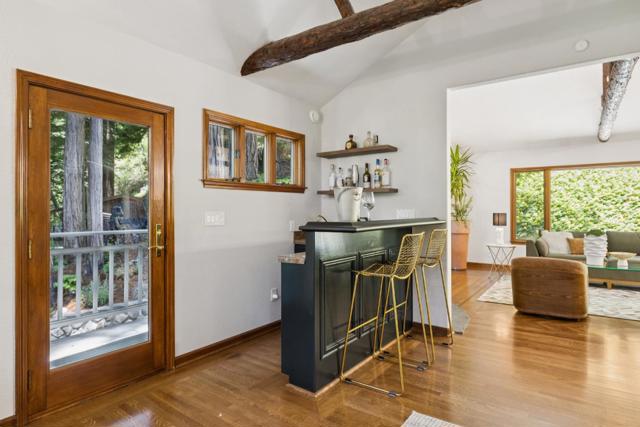 23110 Old Santa Cruz Highway, Los Gatos CA: https://media.crmls.org/mediaz/2c0598e2-5f41-4b1b-84de-6d04fee2478c.jpg