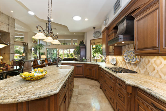 014_Kitchen