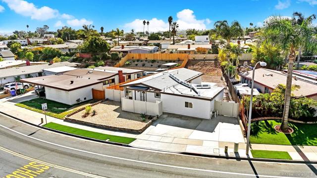 8937 Hammond Dr, San Diego CA: https://media.crmls.org/mediaz/2c0833d6-d882-4d3b-8f36-4e2d771da927.jpg