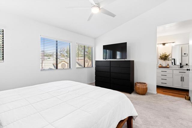 Detail Gallery Image 9 of 22 For 9411 Lake Murray Blvd #B,  San Diego,  CA 92119 - 3 Beds | 2/1 Baths