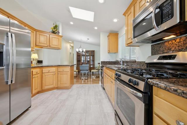 3 Coral Way, Half Moon Bay CA: https://media.crmls.org/mediaz/2c09f1ca-6579-4088-aee5-eb83e8e96e60.jpg