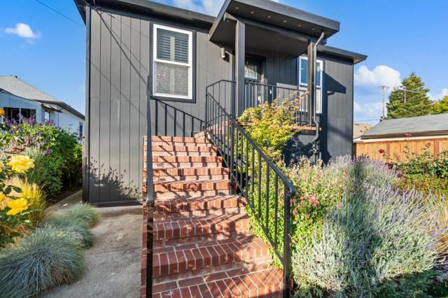 212 Ramona Street, San Mateo CA: https://media.crmls.org/mediaz/2c0ad024-ace4-4e1f-9ebe-4adbc2a5f06d.jpg