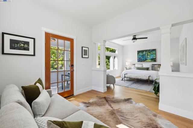 5472 KALES AVENUE, Oakland CA: https://media.crmls.org/mediaz/2c0b7094-76b4-4256-840d-a12c61877793.jpg