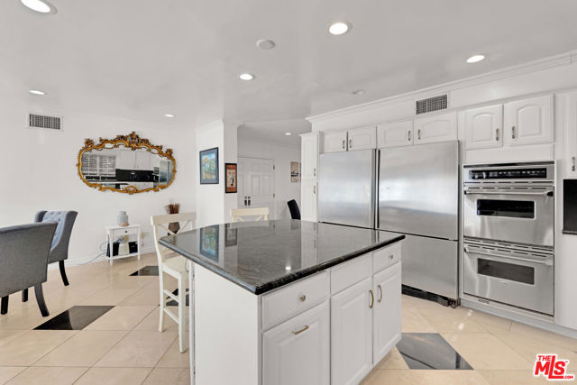 1131 S Swall Drive, Los Angeles CA: https://media.crmls.org/mediaz/2c0d4116-fb45-4fe6-8f8c-192aed46d28f.jpg