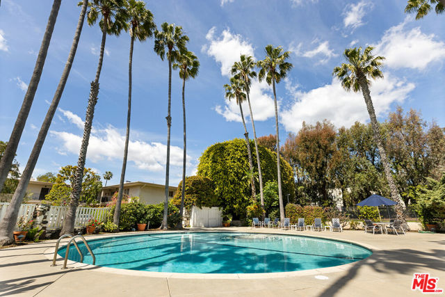 Drew Fenton | 289 S Barrington Avenue Los Angeles CA | MLS: 7268820 Drew Fenton | 289 S Barrington Avenue Los Angeles CA | MLS: 7268820