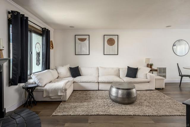 2298 Caminito Pajarito, San Diego CA: https://media.crmls.org/mediaz/2c0df161-e3c1-4054-98ab-d7398b8226e7.jpg