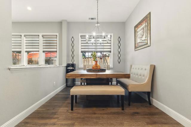 124 Barias Place, Pleasanton CA: https://media.crmls.org/mediaz/2c0f09aa-94a3-4fa5-85ee-feaf862e8f48.jpg