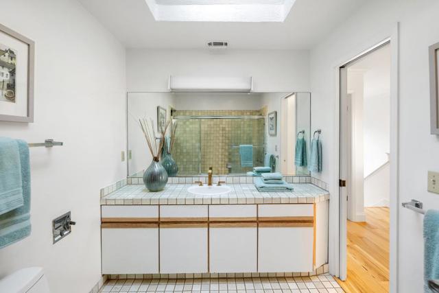 622 Avenue Balboa, El Granada CA: https://media.crmls.org/mediaz/2c108833-6e1a-4a8c-9ebf-63ed7c0ac3b6.jpg