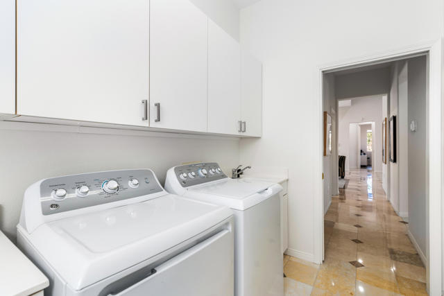 78210 Gray Hawk Drive, Palm Desert CA: https://media.crmls.org/mediaz/2c10991e-b704-4f30-8ef7-de5e2bb72cb4.jpg