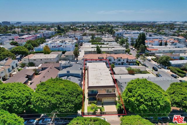 2914 Arizona Avenue photo 1