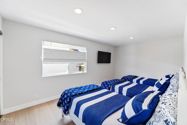 Detail Gallery Image 14 of 59 For 3810 W Hemlock St, Oxnard,  CA 93035 - 4 Beds | 4 Baths