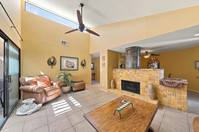 464 Village Square E, Palm Springs, CA 92262