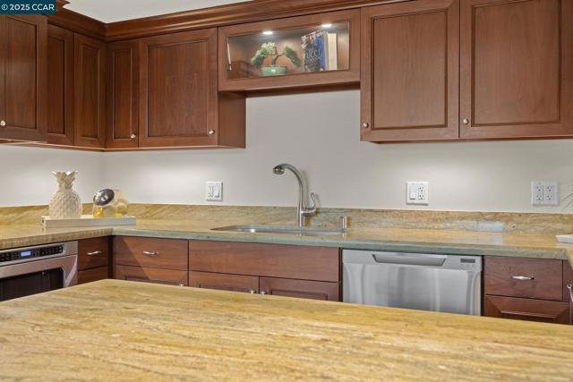 1129 AVENIDA SEVILLA, Walnut Creek CA: https://media.crmls.org/mediaz/2c11666c-56dd-461d-ba9c-578298c43050.jpg