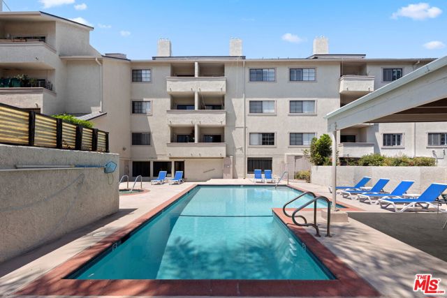 14050 Magnolia Boulevard, 316 photo 8