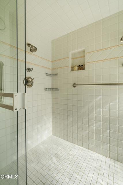 230 Avocado Place, Camarillo CA: https://media.crmls.org/mediaz/2c123872-c333-48d3-8ac0-215e19d6548e.jpg