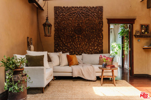 3 Bed Home for Sale in Topanga, California