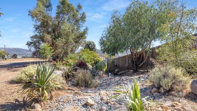 3020 22 Joni Lane, San Marcos CA: https://media.crmls.org/mediaz/2c12ac69-d8da-4fdd-bbcc-8062e66f758b.jpg