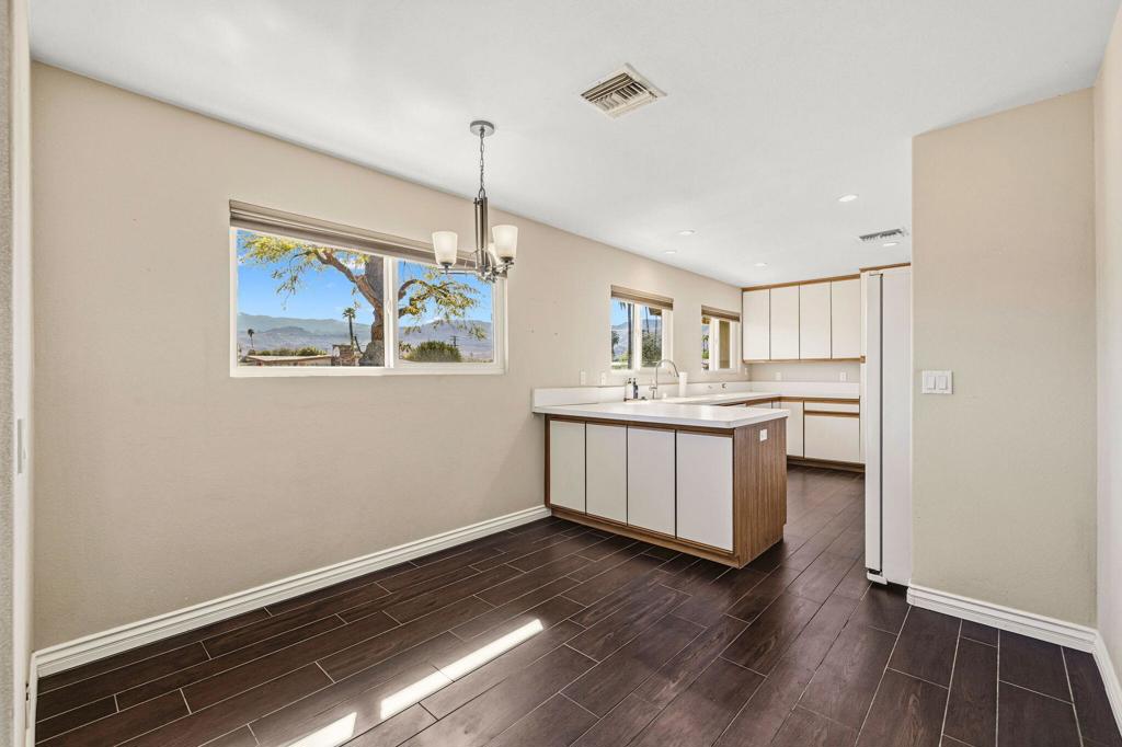 MLS #219137219DA image #11