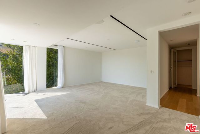 1853 Sunset Plaza Drive, Los Angeles CA: https://media.crmls.org/mediaz/2c141ed2-6bc3-4513-aab6-d28ebb55375a.jpg