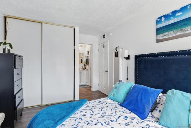 5350 Baltimore Drive, La Mesa CA: https://media.crmls.org/mediaz/2c14b0e7-5e04-43d2-9db6-dea9eb7ac647.jpg