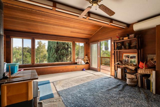 7555 Merced Falls Road, Snelling CA: https://media.crmls.org/mediaz/2c15574e-577e-436a-a14b-89ebd01e75d6.jpg