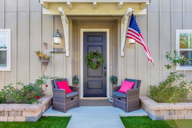 2769 Overlook Point Dr, Escondido CA: https://media.crmls.org/mediaz/2c15753d-d655-48d3-aff5-f738225b6929.jpg