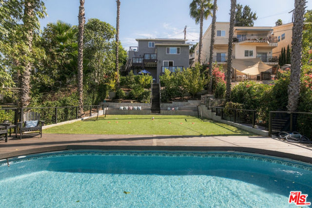 5301 Calatrana Drive photo 9