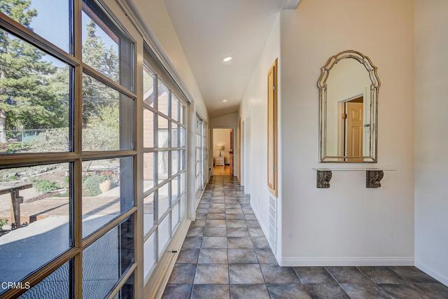 Detail Gallery Image 14 of 33 For 5390 Locarno Dr, Wrightwood,  CA 92397 - 3 Beds | 2 Baths