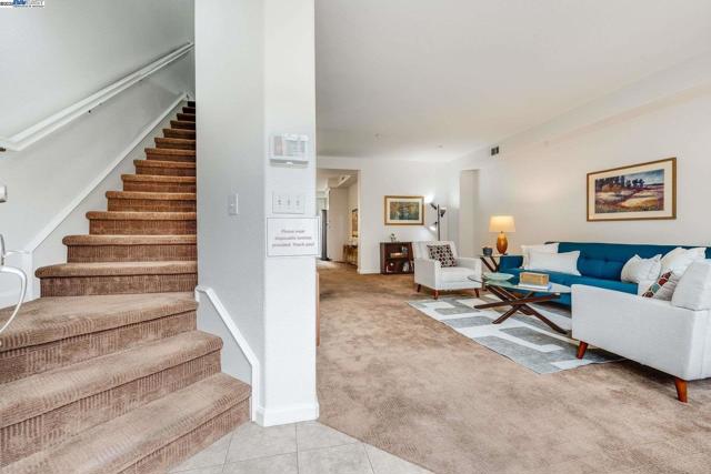 1586 Tucker St, Oakland CA: https://media.crmls.org/mediaz/2c1a08d7-335e-49ce-ab36-aeb68f2271a9.jpg
