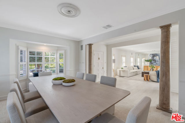 Image 7 of 57 For 632 Arden Boulevard