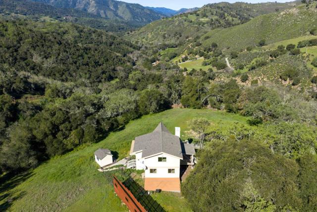 20510 Cachagua Road, Carmel Valley CA: https://media.crmls.org/mediaz/2c1a4db7-ae51-4ca2-9094-9c591421ee47.jpg