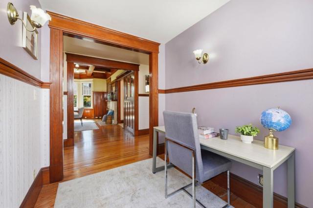 809 E 5th Avenue, San Mateo CA: https://media.crmls.org/mediaz/2c1aa9f2-bfe6-4115-a27b-0a190d7b515e.jpg