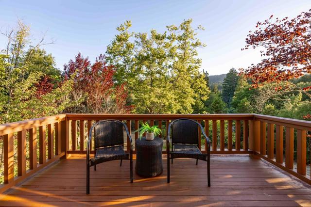 140 Farm Road, Woodside CA: https://media.crmls.org/mediaz/2c1b62fe-d528-4ede-a111-69c0d0022e14.jpg