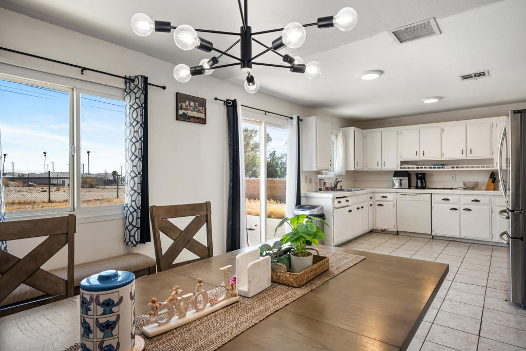 MLS #219138567DA image #4