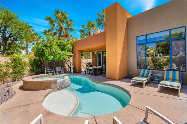 922 Alejo Vista, Palm Springs, CA 92262