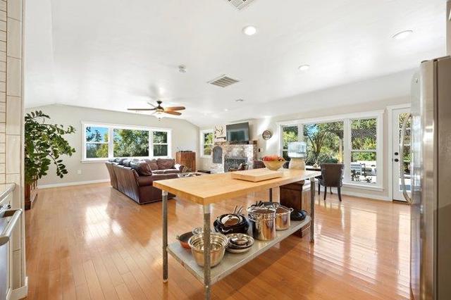 11265 Canyon Drive, San Jose CA: https://media.crmls.org/mediaz/2c1cc3b6-5897-4535-bc1c-7d3607255066.jpg