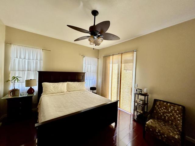 1732 W Westlake Drive, Roseville CA: https://media.crmls.org/mediaz/2c1e06ac-cb03-4e69-8d60-01698f74b064.jpg