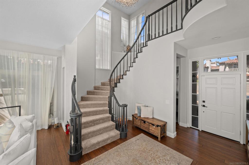 9760 Claiborne Sq - photo 14