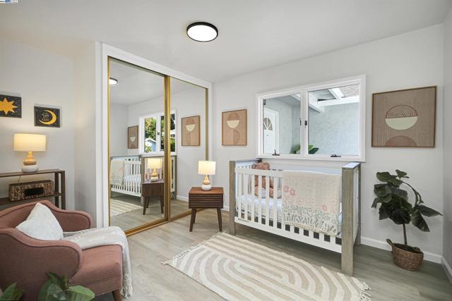 1662 Dorchester Pl, Concord CA: https://media.crmls.org/mediaz/2c1f9692-8d25-4813-8768-686172aa9e7e.jpg