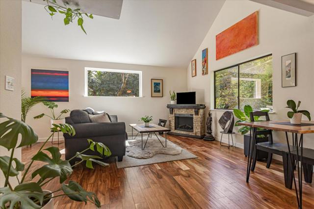 Image 7 of 42 For 4399 Glenwood Drive