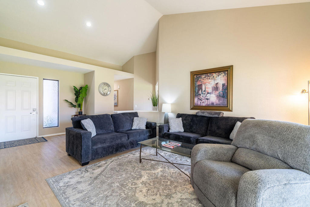 MLS #219138777DA image #4