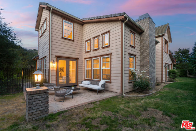 1772 Tamarack Street, Westlake Village CA: https://media.crmls.org/mediaz/2c2243b3-4bfc-467e-8fbc-bbf5a6f3dd19.jpg