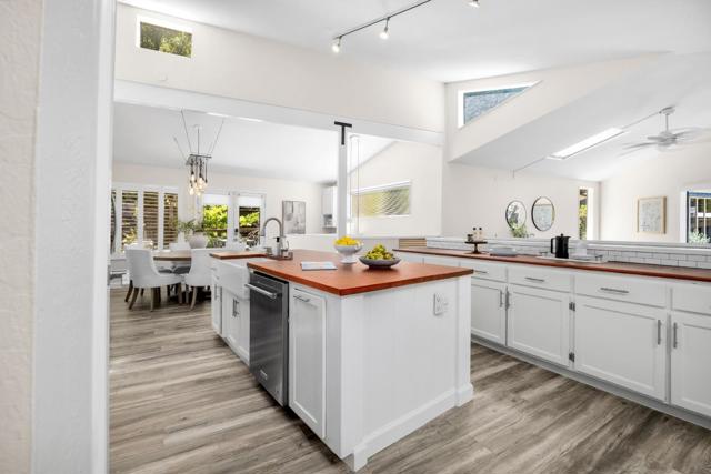 321 Valencia Road, Aptos CA: https://media.crmls.org/mediaz/2c22ac17-f00a-4761-9a20-be1675af273b.jpg